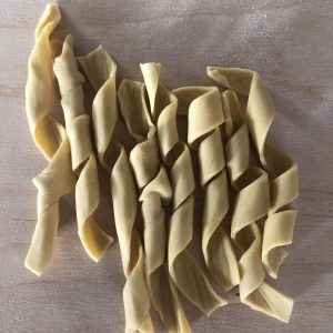 Ferretto de latón para la producción tradicional de fusilli.