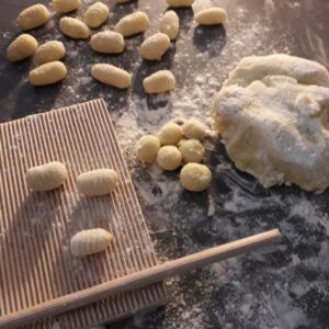 gnocchi board rolling rod martinahoessel