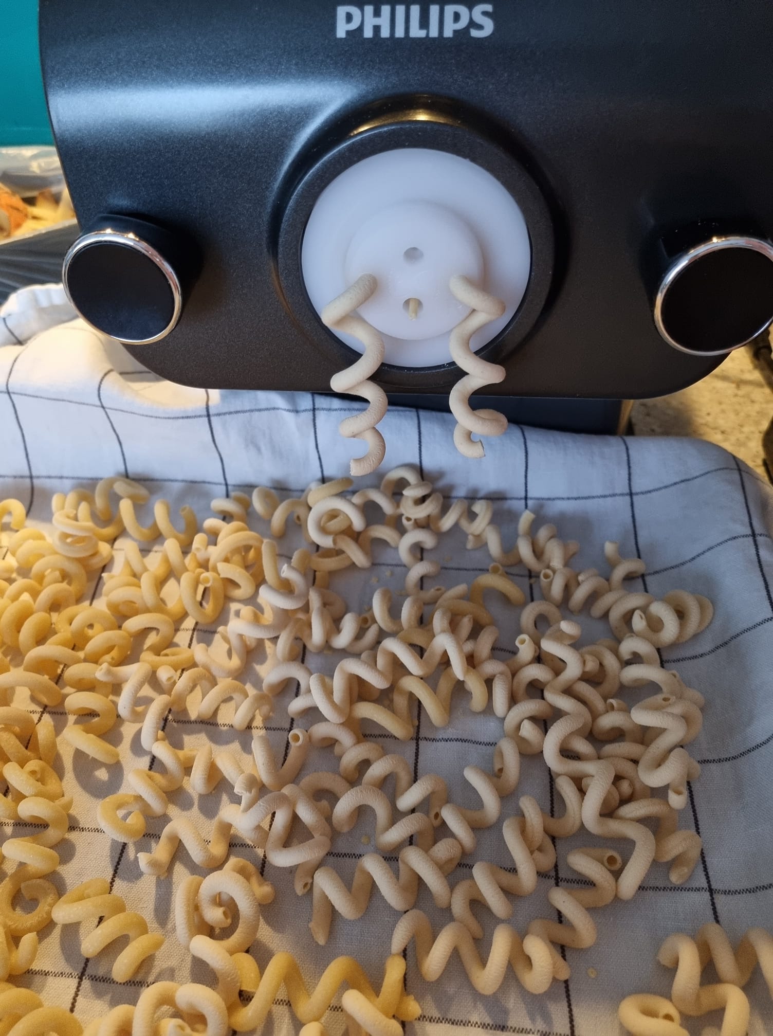 Troquel de sacacorchos pom cellentani cavatappi amori para philips avance / serie 7000