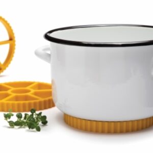 rotelle pot trivet made of silicone