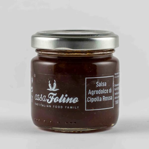 salsa agrodolce di cipolla rossa / sauce of red tropical onions