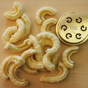 leonardo nudelpresse pastamaker mit drei matrizen