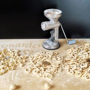 prensa para pasta máquina para hacer pasta con tres matrices leonardo torchio ok torkio