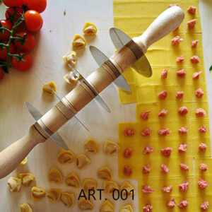 Rolling pin cutter with 5 adjustable steel blades