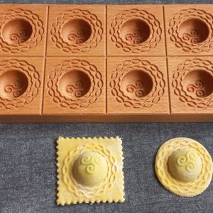 raviolibrettchen gourmet mit gegenstempel flower / blume