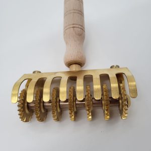 7 facher teigschneider teigrad teigrädchen teigroller, gezahnt, messing, reginette, pappardelle