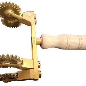 teigroller messing verstellbar (120 mm breit) 4 gezahnte klingen holzgriff