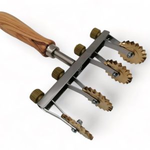 verstellbarer teigschneider mit zwei klingen (glatt) aus messing mit olivenholzgriff