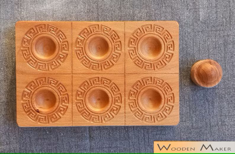 Ravioli board gourmet with baroque counterstamp