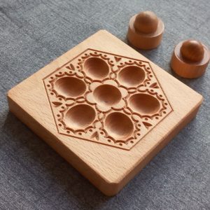 raviolibrettchen gourmet mit gegenstempel hexagon "sieben auf einen streich"