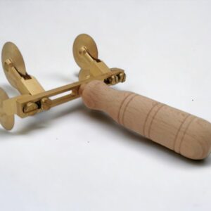 4-fold dough cutter, dough wheel, dough roller, adjustable, smooth, brass
