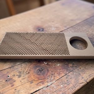 gnocchibrett aus buchenholz wellen