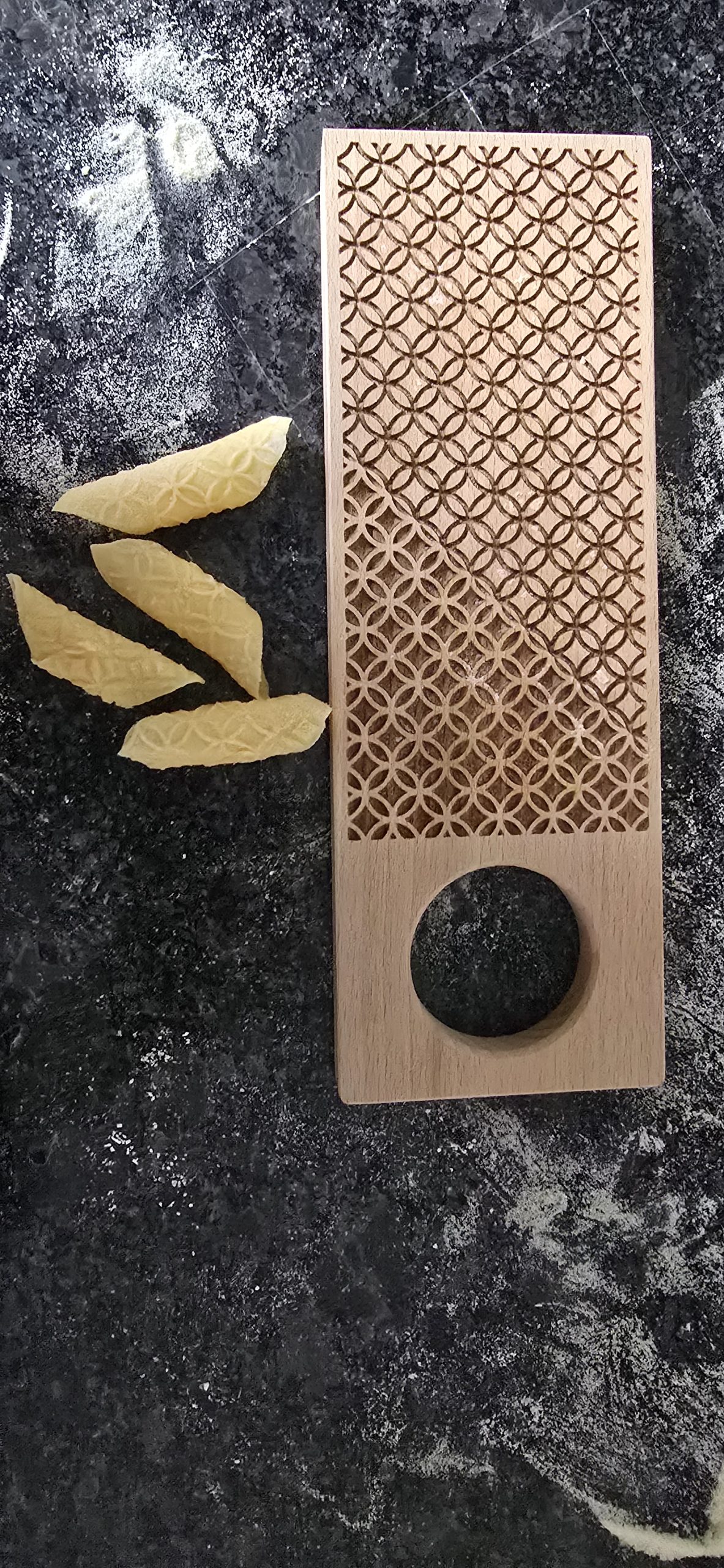 gnocchibrett aus buchenholz nordic