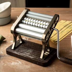limitiert: nudelmaschine marcato otello farbe champagner ein echter hingucker!