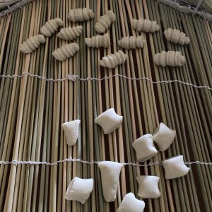 traditioneller korb für gnocchetti sardi / malloreddus