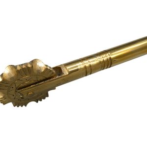 sardischer teigroller, pasta und gebäckschneider kompl. aus messing nummer 28