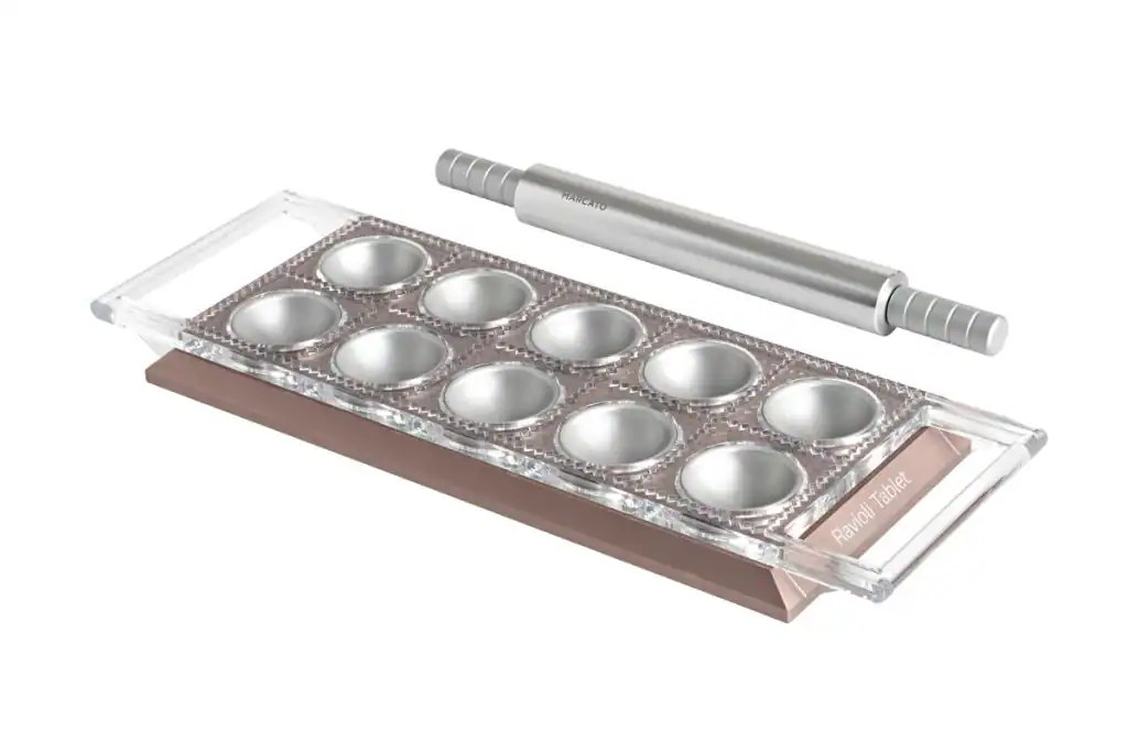 marcato – ravioli tablet – farbe powder rosa, 10er form 50x50 mm