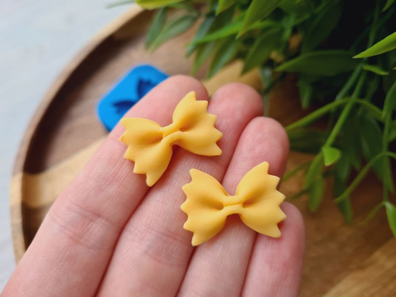 silikonform nr. 8 mini schmetterling / farfalle glatt 2 formstücke