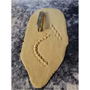 dekor pinzette kreis messing