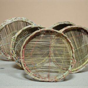 traditioneller korb für gnocchetti sardi / malloreddus "su cibiro/setaccio",ca. Ø 35 40 cm, bindung farbig