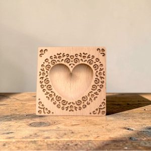 raviolibrettchen für 1 raviolo – herz mulde – stickerei muster